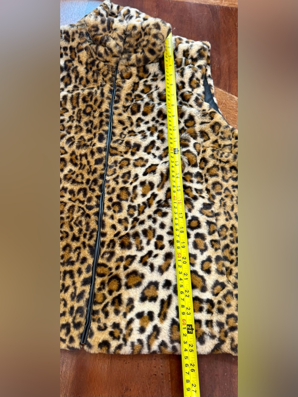 NWT Fever Leopard Print Faux Fur Zip Up Vest Size XL Soft Lined Winter Layer - Picture 10 of 10